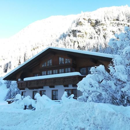 Отель Haus Alpengruss Санкт-Леонхард-им-Пицталь Экстерьер фото